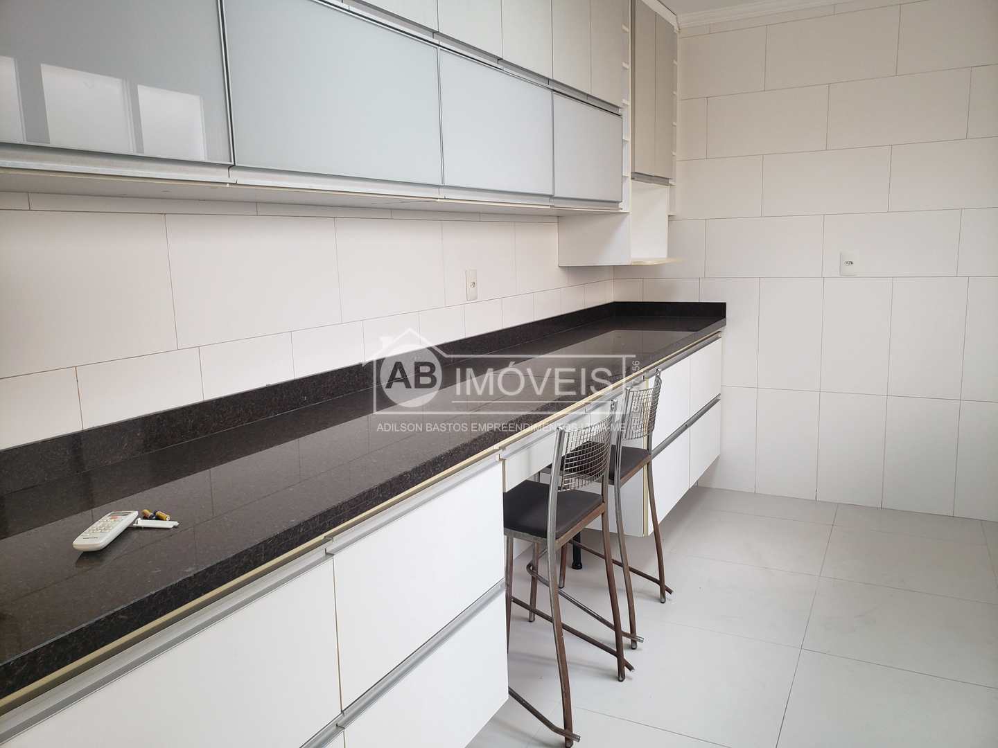 Sobrado à venda e aluguel com 3 quartos, 169m² - Foto 44