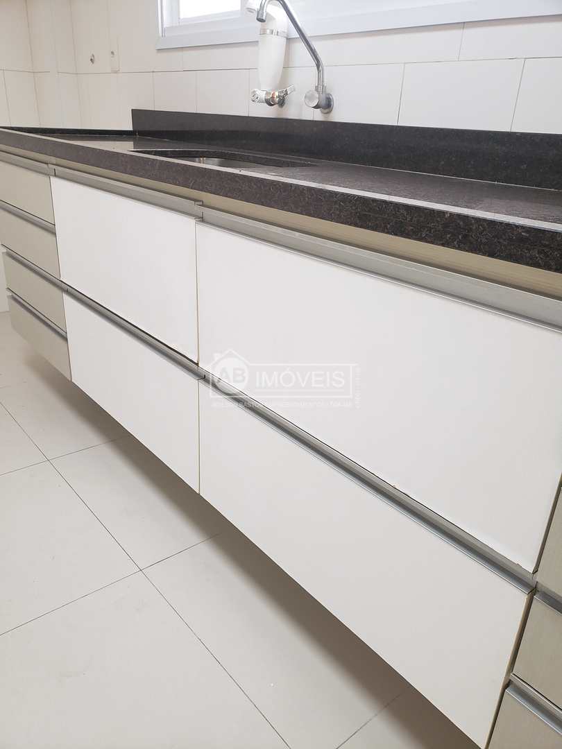 Sobrado à venda e aluguel com 3 quartos, 169m² - Foto 52