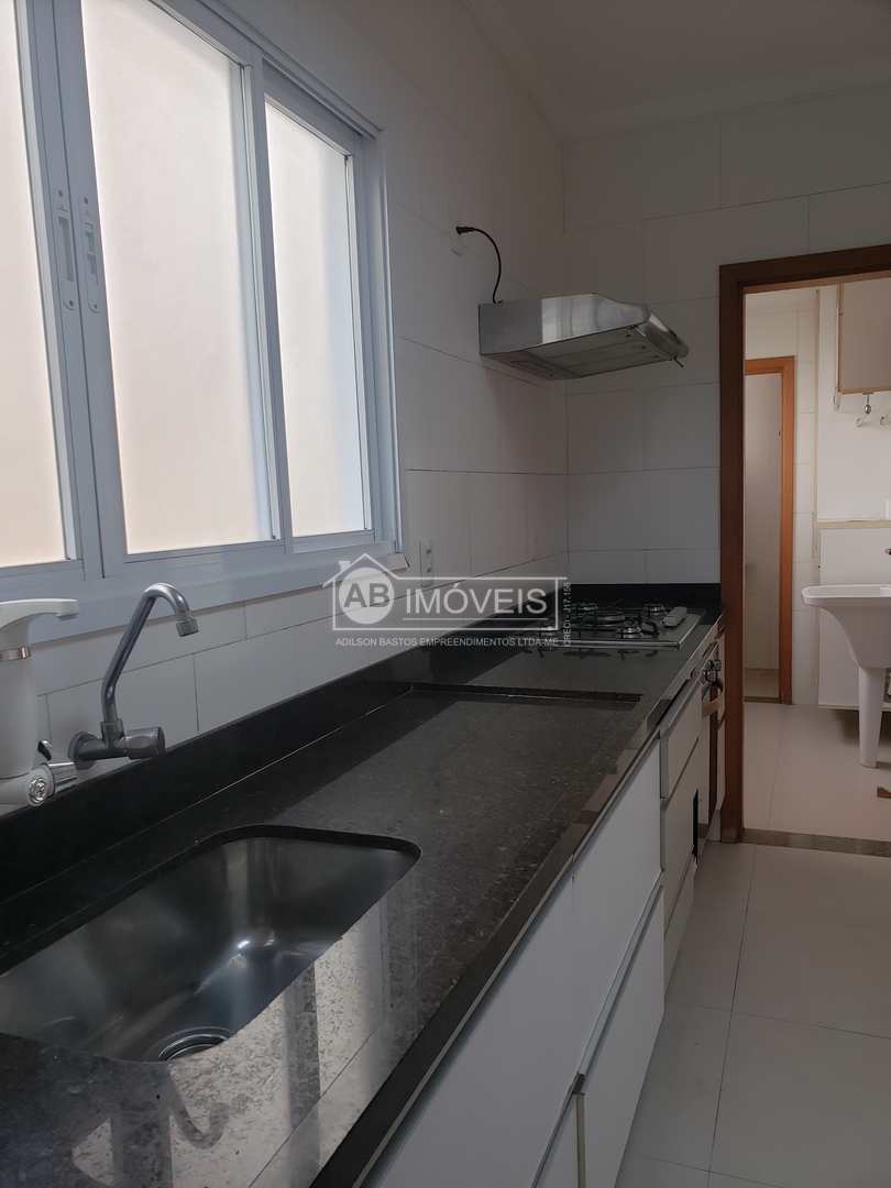 Sobrado à venda e aluguel com 3 quartos, 169m² - Foto 53