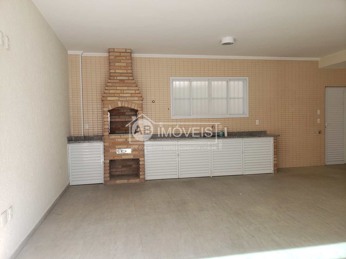 Sobrado à venda e aluguel com 3 quartos, 169m² - Foto 17