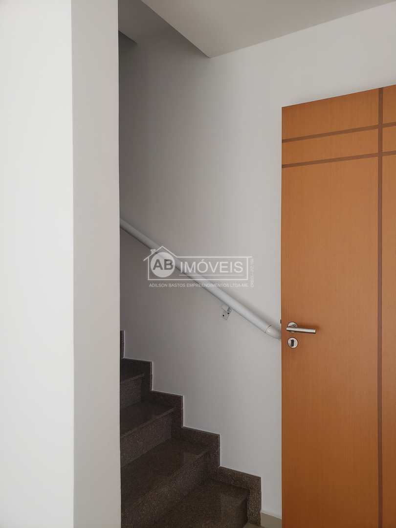 Sobrado à venda e aluguel com 3 quartos, 169m² - Foto 64