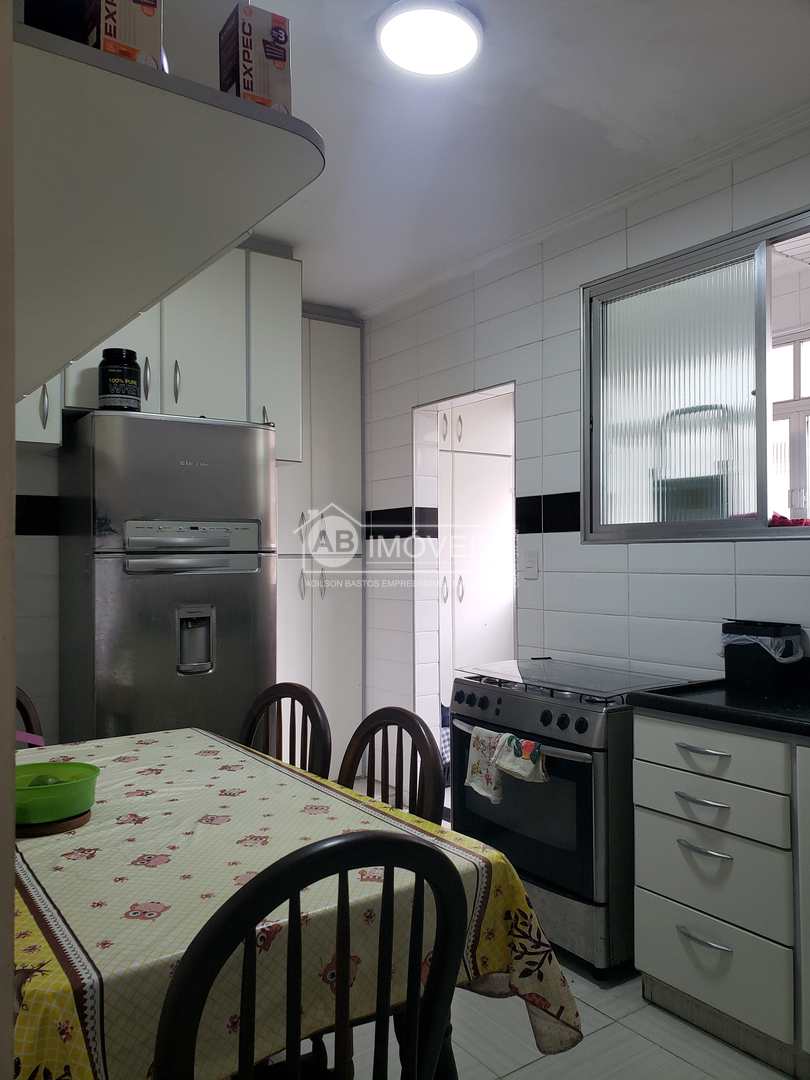 Apartamento à venda com 2 quartos, 70m² - Foto 6