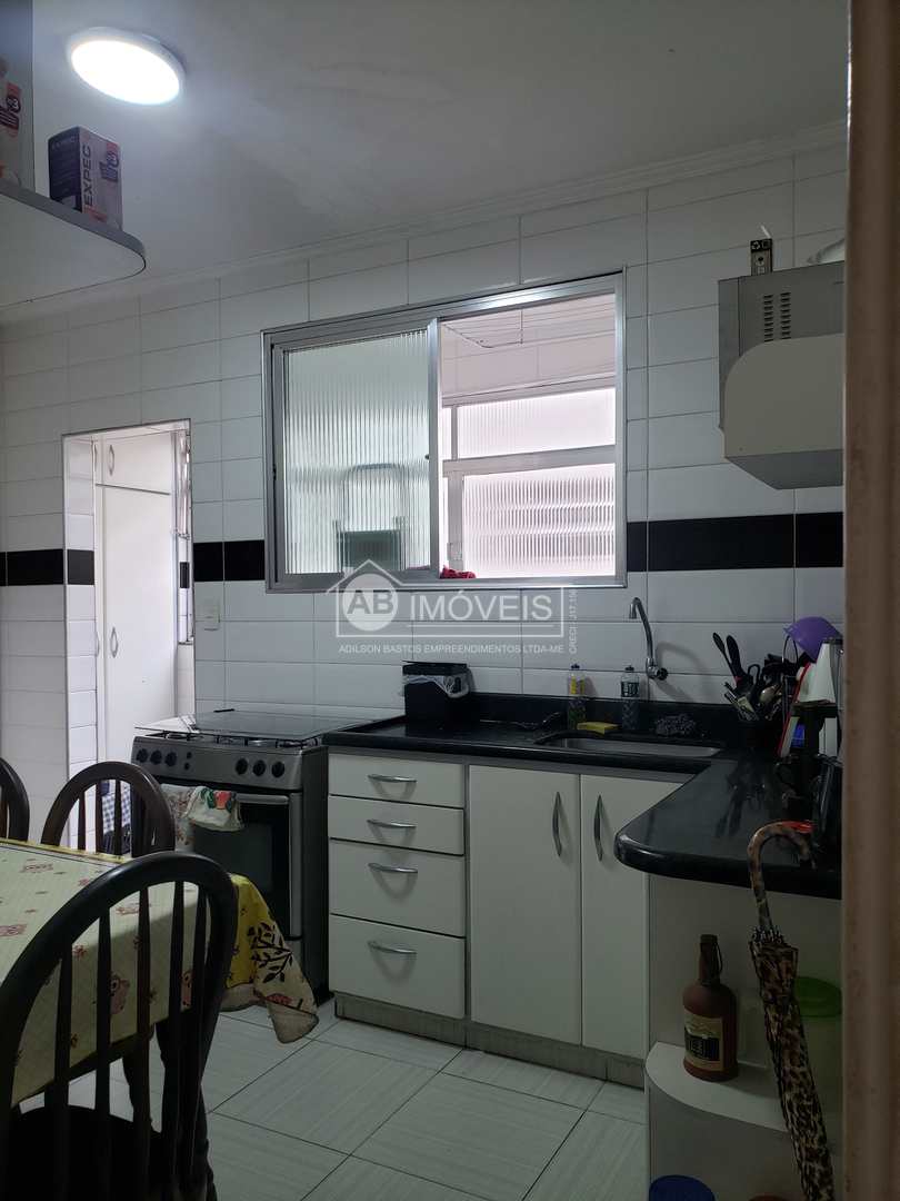 Apartamento à venda com 2 quartos, 70m² - Foto 7