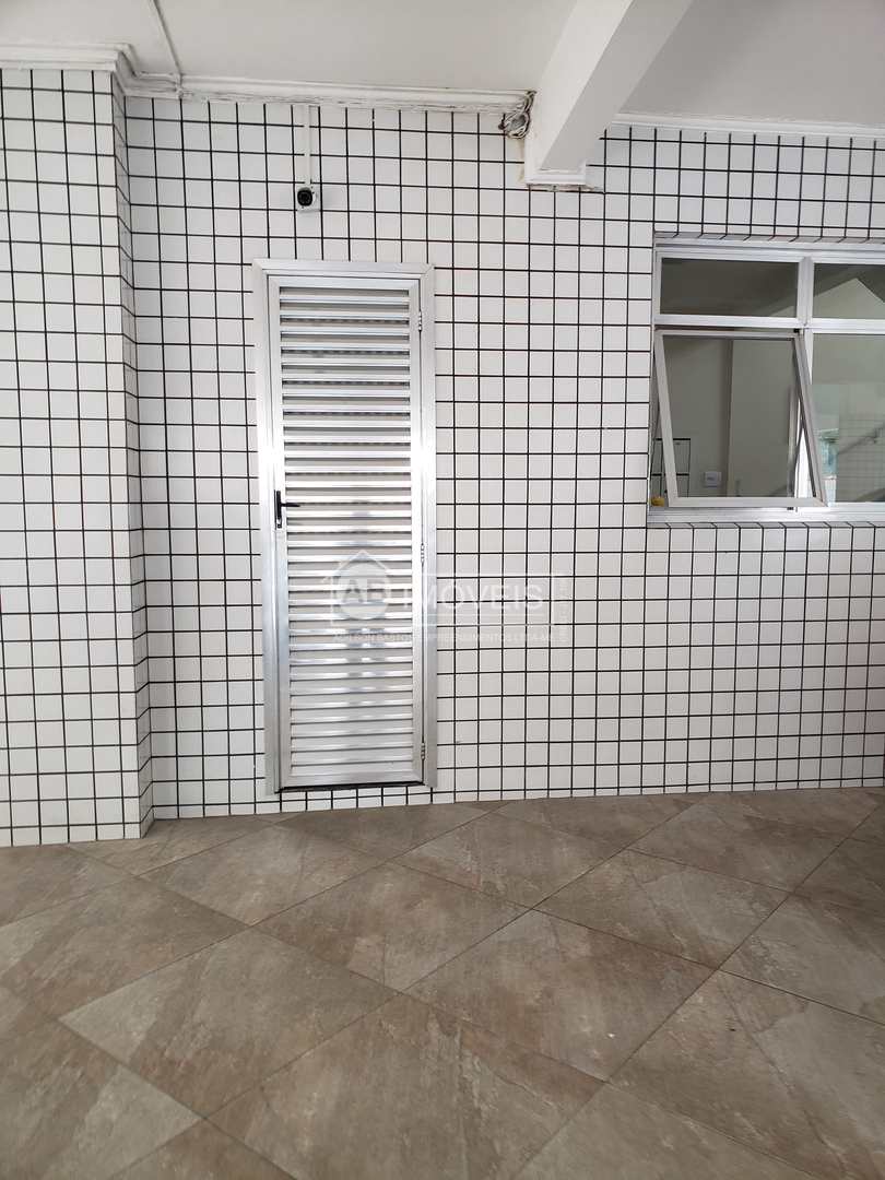 Apartamento à venda com 2 quartos, 70m² - Foto 35