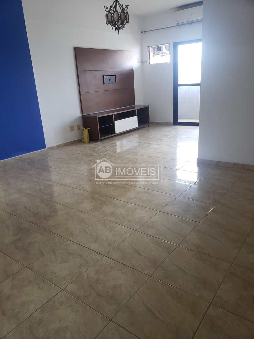 Apartamento à venda com 3 quartos, 131m² - Foto 3