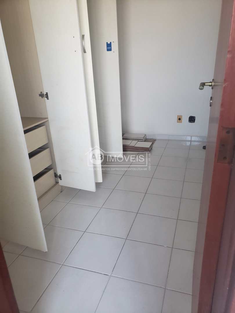 Apartamento à venda com 3 quartos, 131m² - Foto 10