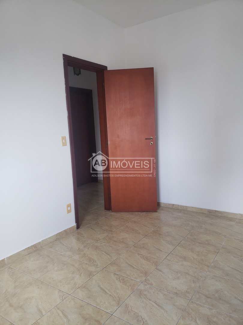 Apartamento à venda com 3 quartos, 131m² - Foto 13