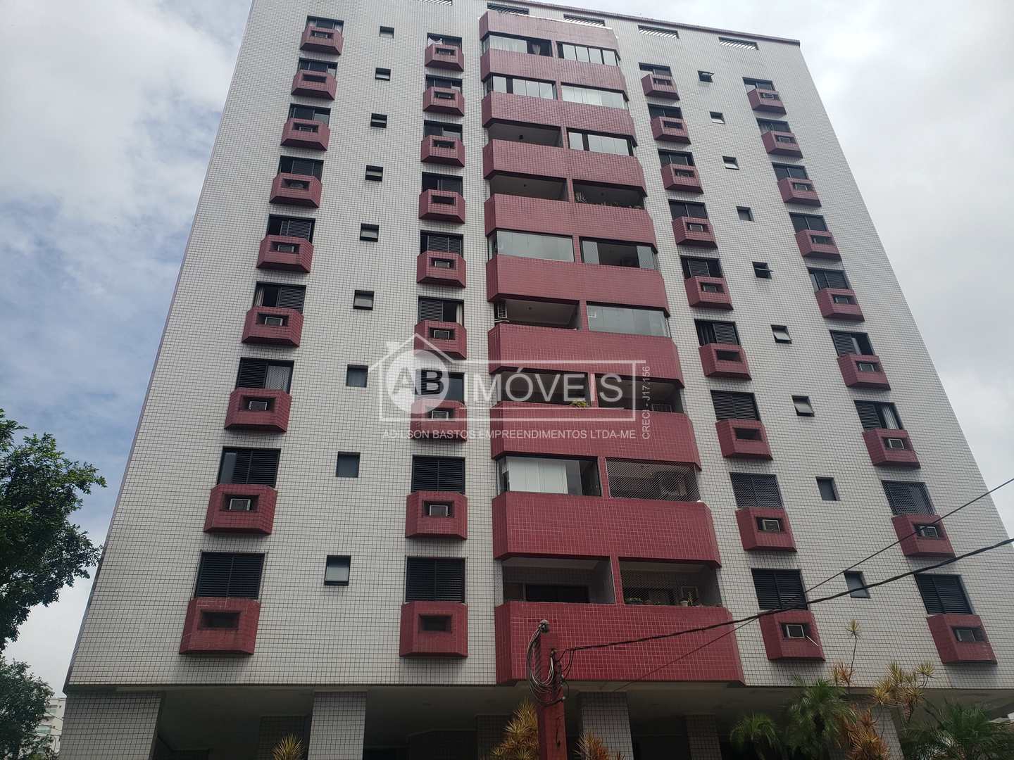 Apartamento à venda com 3 quartos, 131m² - Foto 2