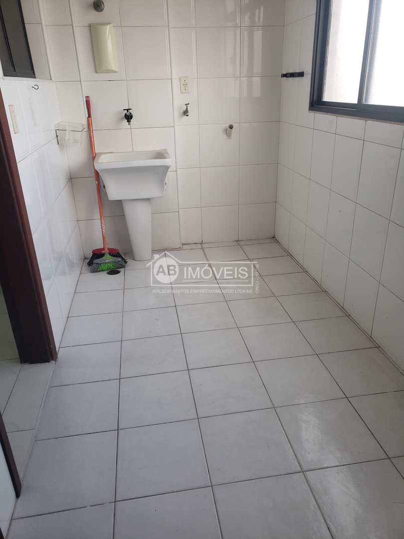 Apartamento à venda com 3 quartos, 131m² - Foto 9