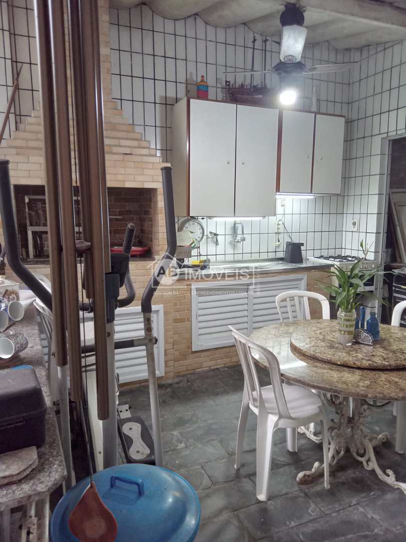 Sobrado à venda com 2 quartos, 140m² - Foto 21