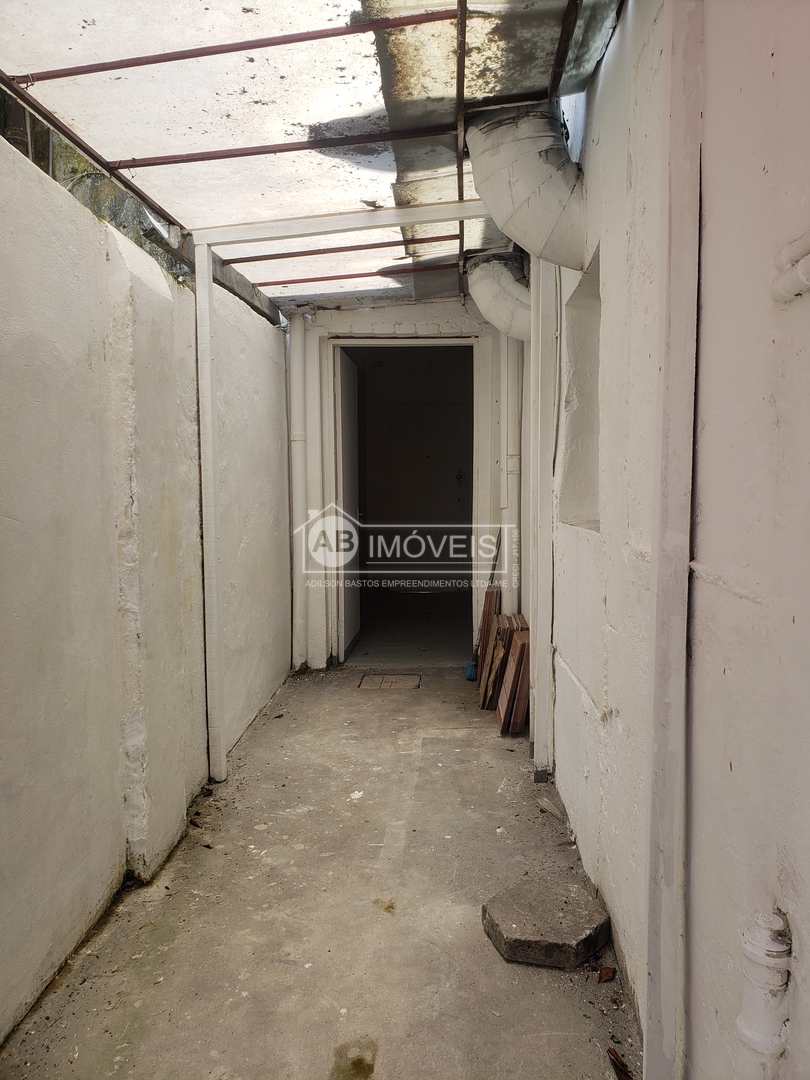 Sobrado para alugar com 3 quartos, 250m² - Foto 42