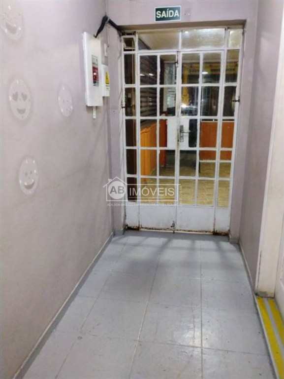 Sobrado para alugar com 3 quartos, 250m² - Foto 28