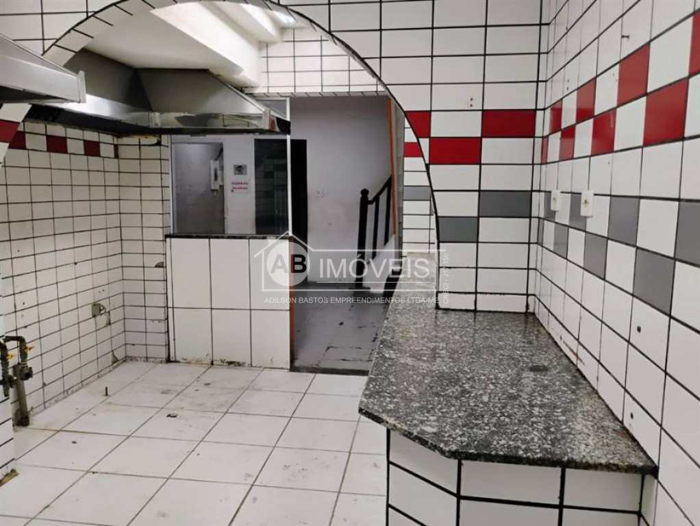 Sobrado para alugar com 3 quartos, 250m² - Foto 10