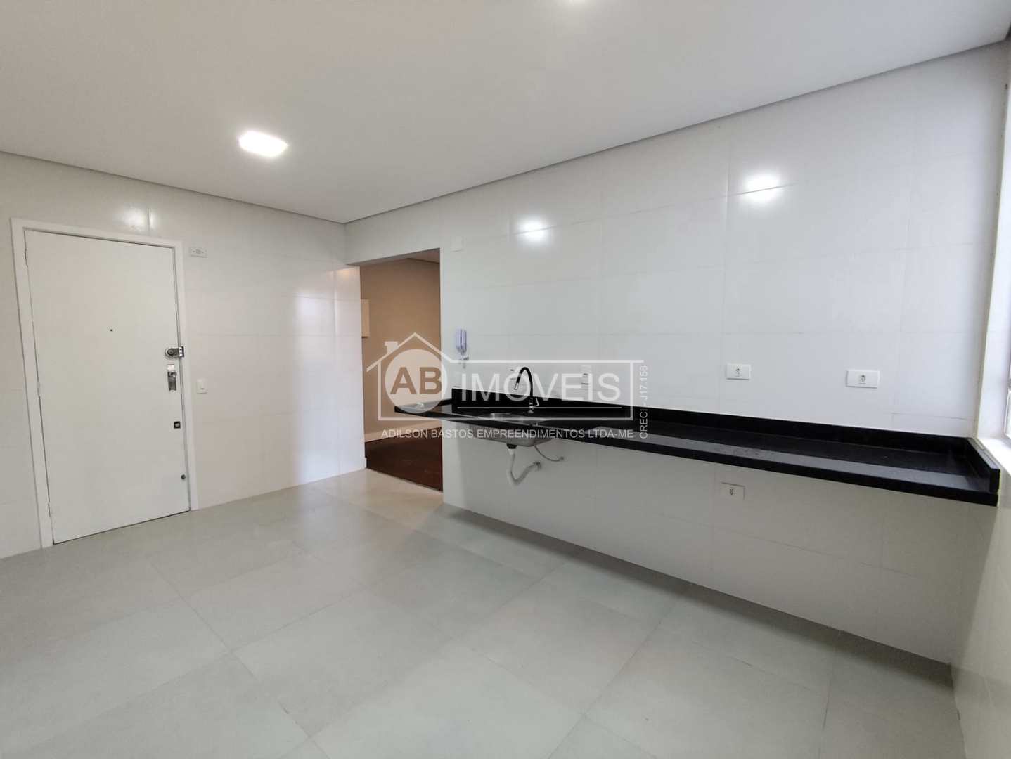 Apartamento à venda com 2 quartos, 90m² - Foto 4