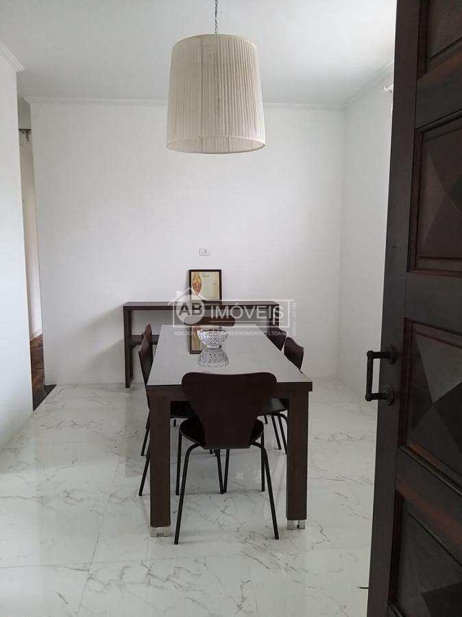 Casa à venda com 4 quartos, 250m² - Foto 10