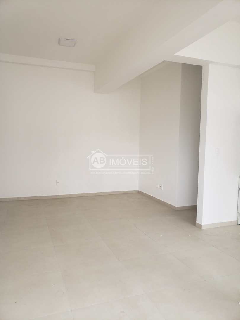 Apartamento para alugar com 1 quarto, 65m² - Foto 6