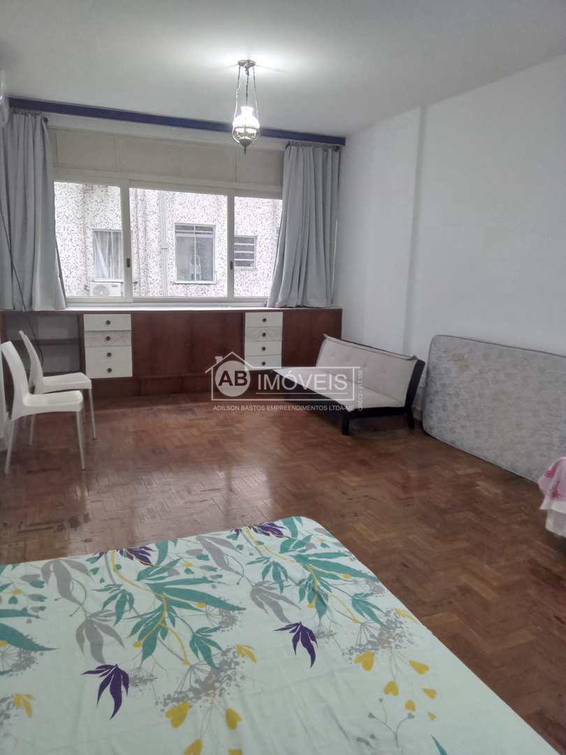 Apartamento à venda com 1 quarto, 40m² - Foto 1