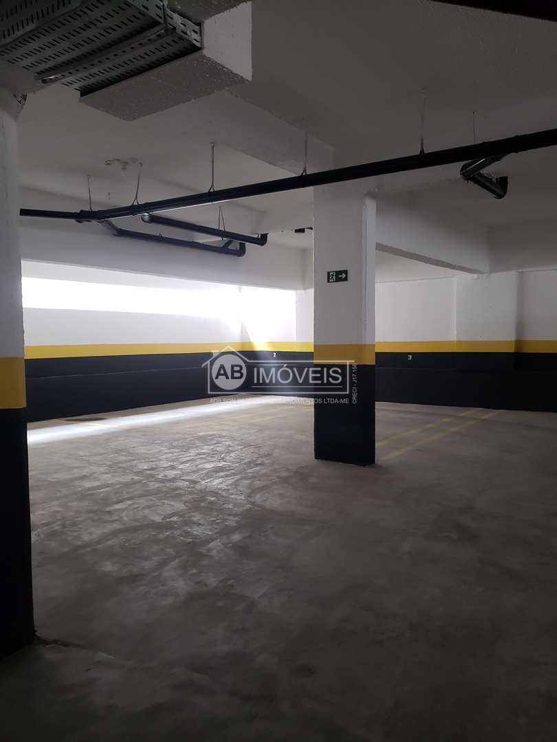 Apartamento à venda com 3 quartos, 140m² - Foto 20