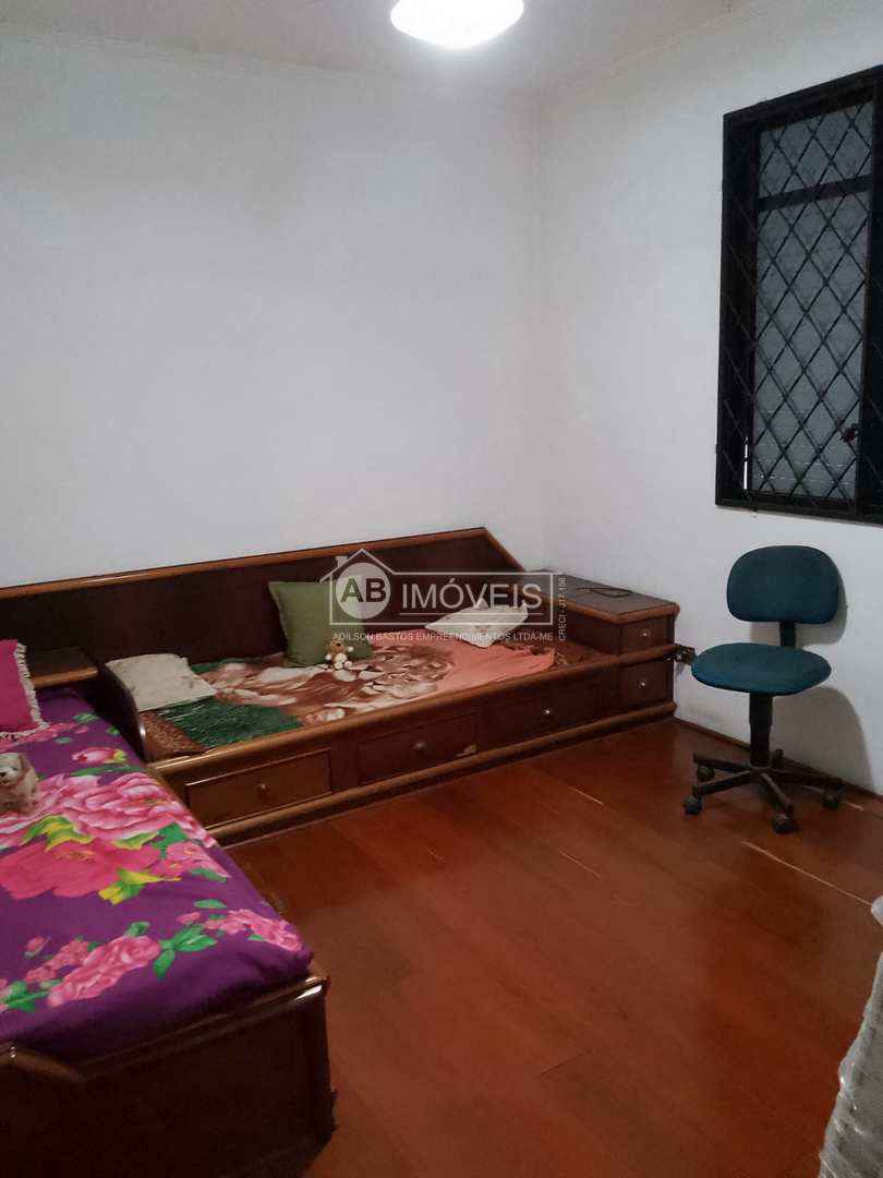 Casa à venda com 3 quartos, 182m² - Foto 12