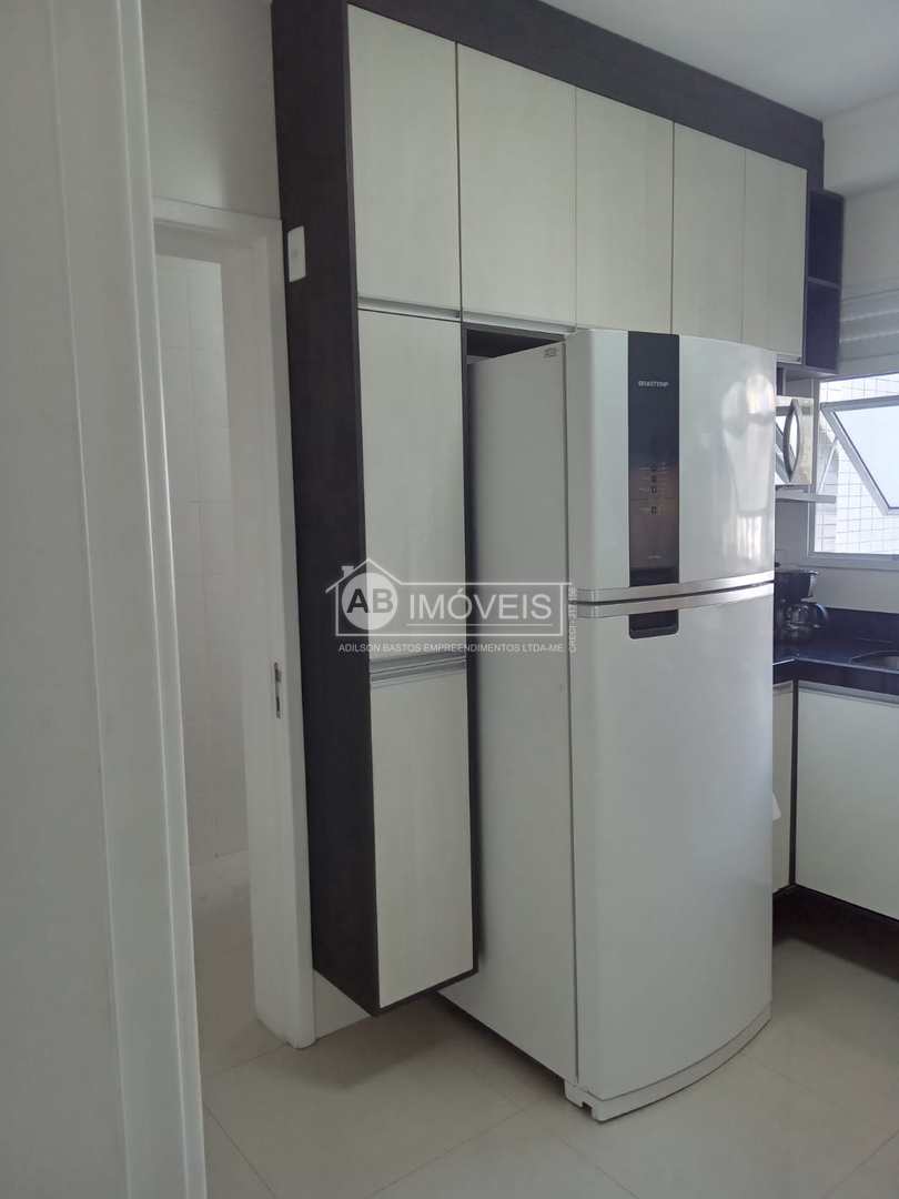 Apartamento para alugar com 2 quartos, 84m² - Foto 9
