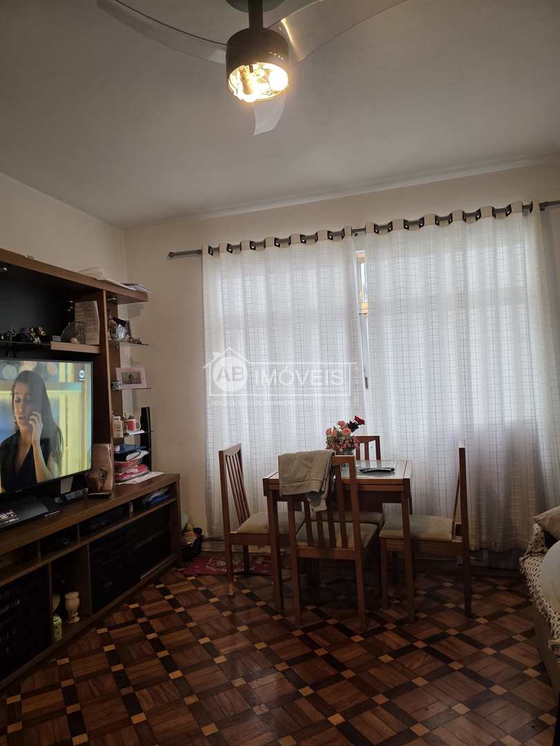 Apartamento à venda com 3 quartos, 116m² - Foto 2
