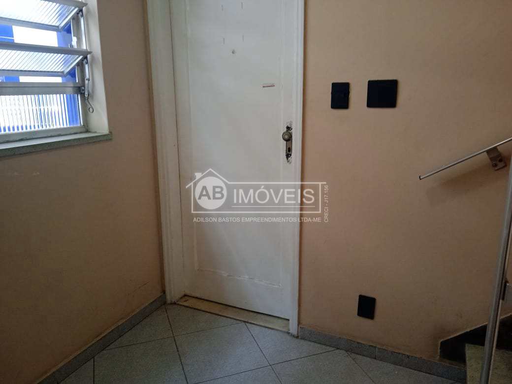 Apartamento para alugar com 3 quartos, 80m² - Foto 8