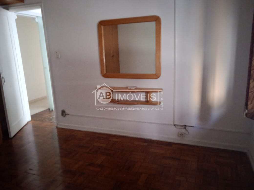 Apartamento para alugar com 3 quartos, 80m² - Foto 2