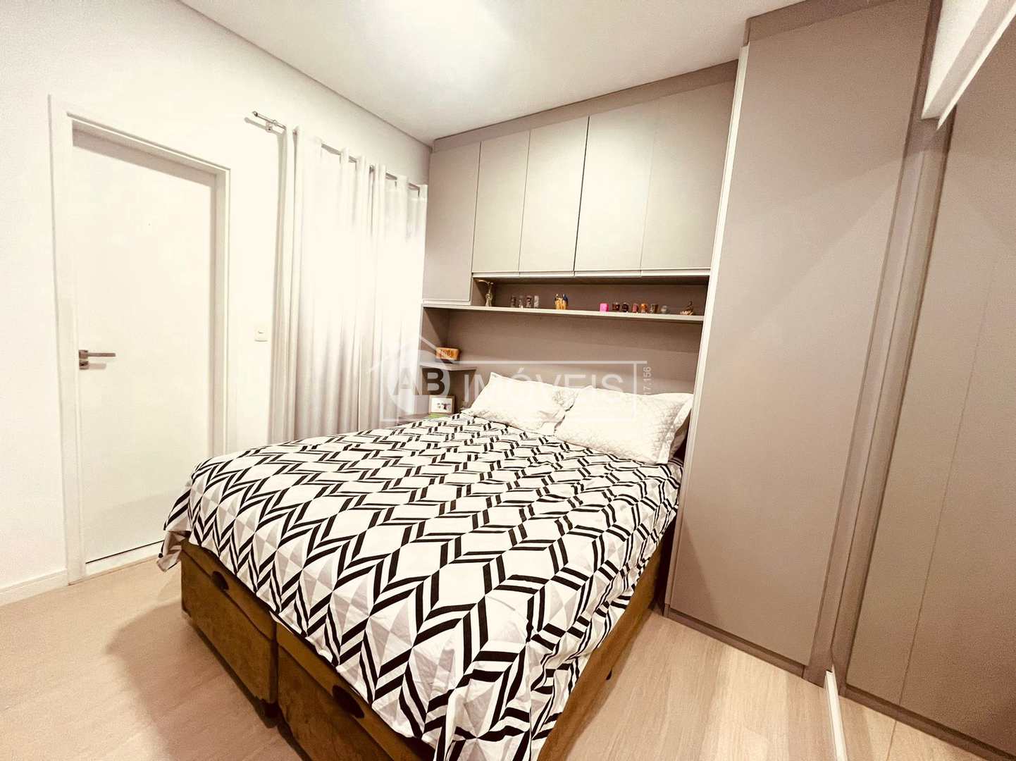 Apartamento para alugar com 3 quartos, 82m² - Foto 9