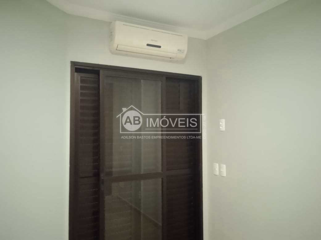 Apartamento para alugar com 3 quartos, 130m² - Foto 39