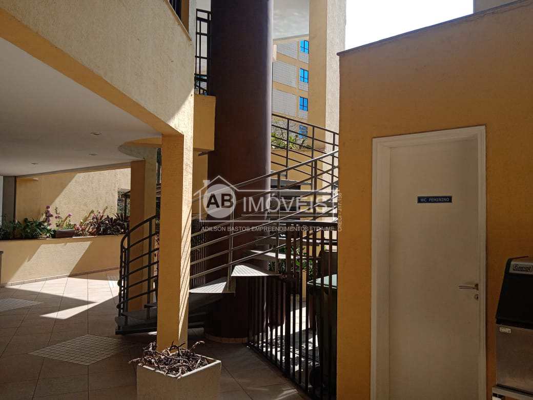 Apartamento para alugar com 3 quartos, 130m² - Foto 25