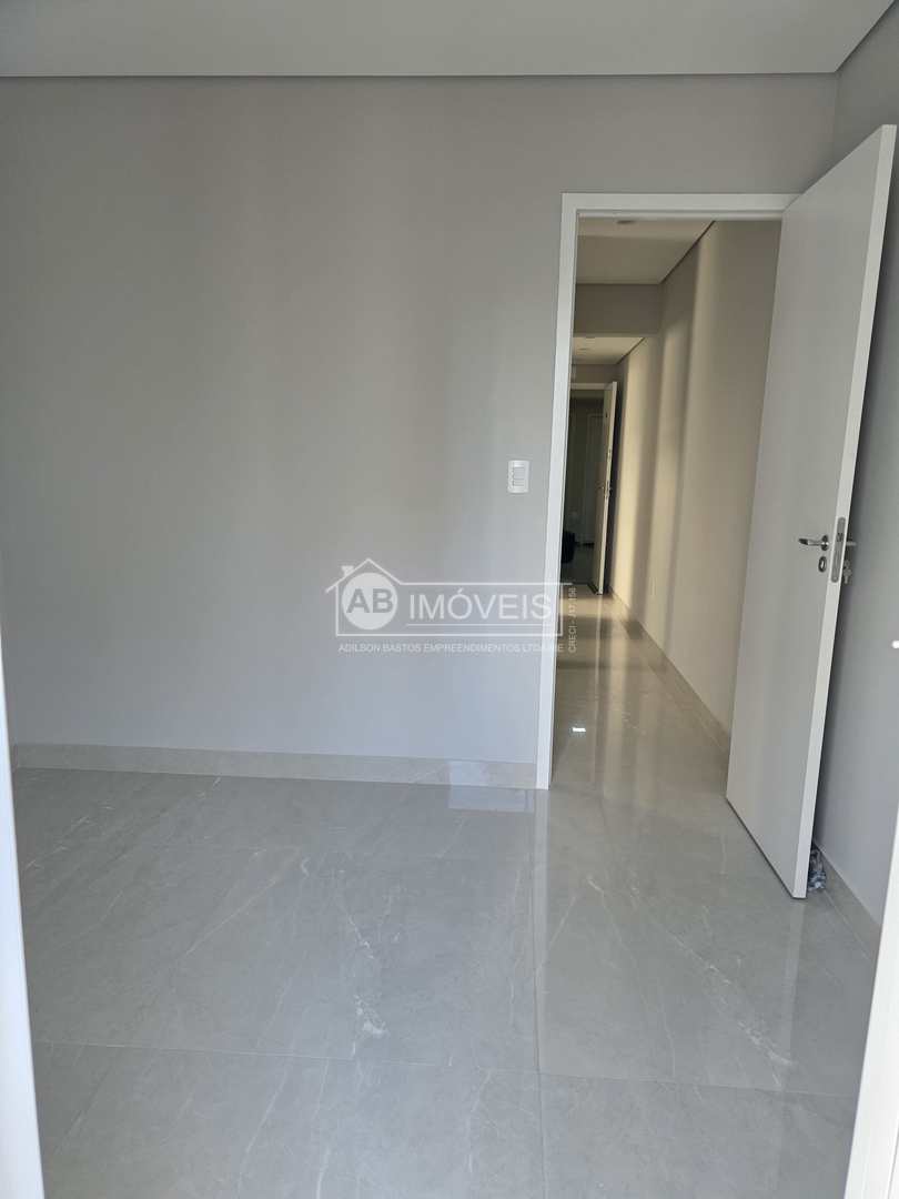 Apartamento à venda com 1 quarto, 42m² - Foto 1