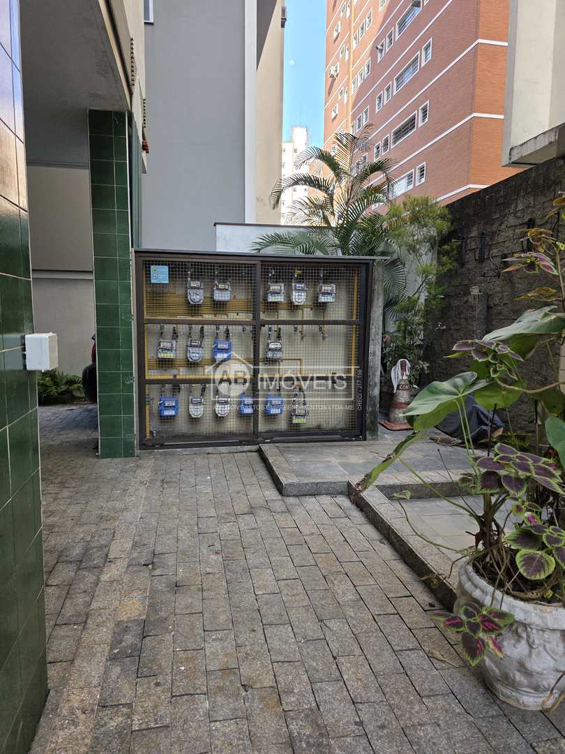 Apartamento à venda com 1 quarto, 42m² - Foto 23