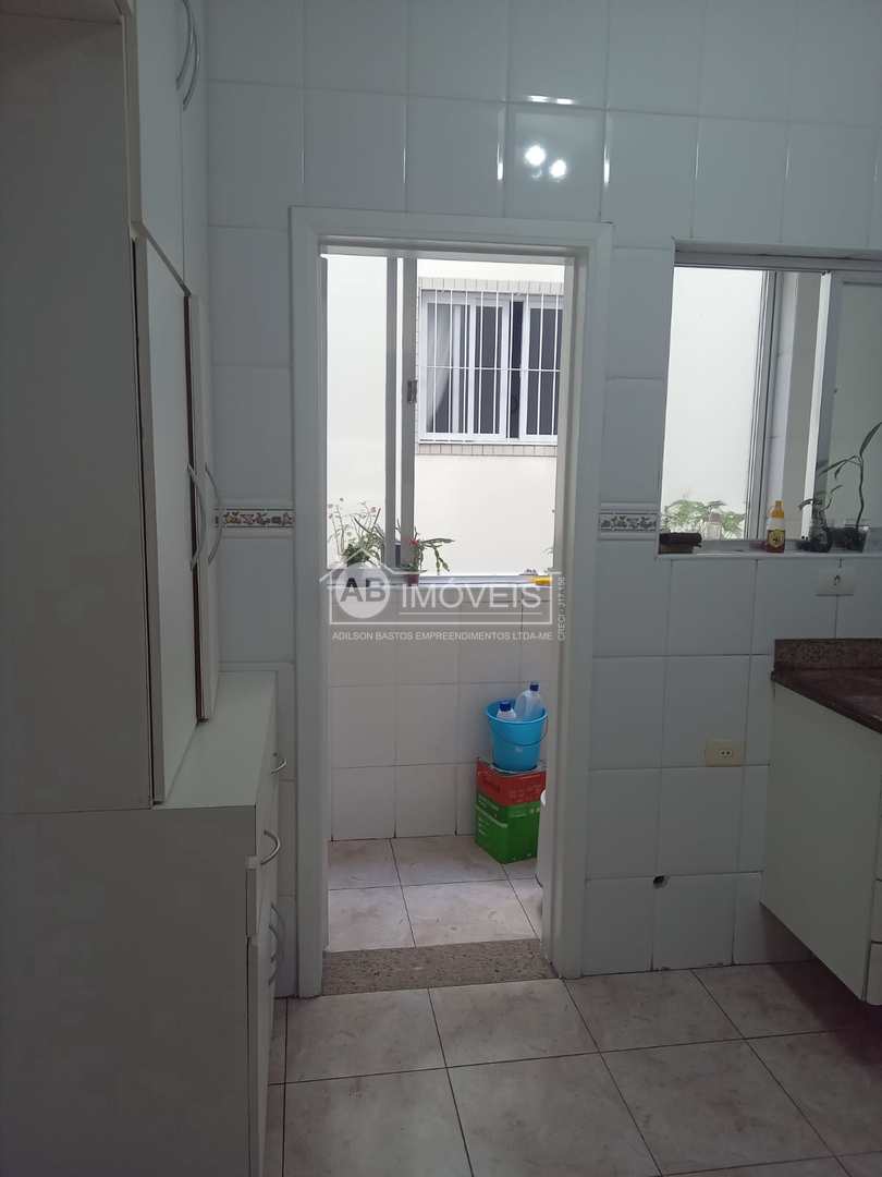 Apartamento para alugar com 2 quartos, 80m² - Foto 9