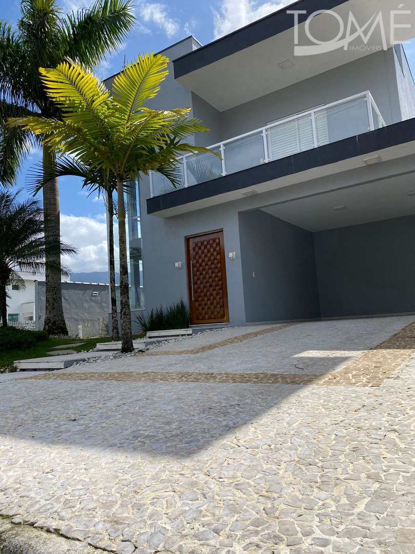 Casa de Condomínio à venda com 4 quartos, 300m² - Foto 3