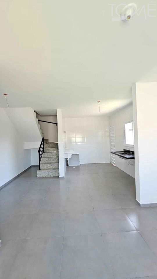 Sobrado à venda com 2 quartos, 98m² - Foto 18