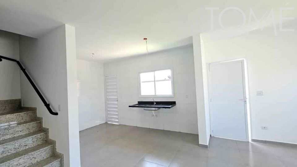 Sobrado à venda com 2 quartos, 98m² - Foto 13