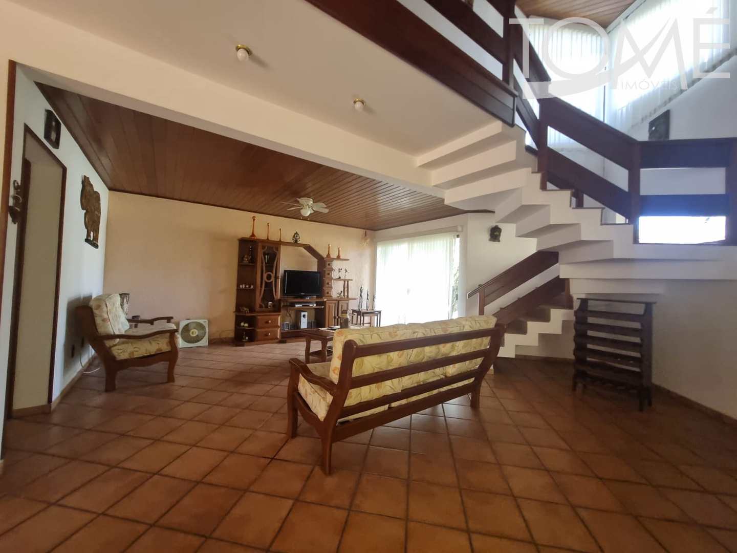 Casa de Condomínio à venda com 2 quartos, 204m² - Foto 2