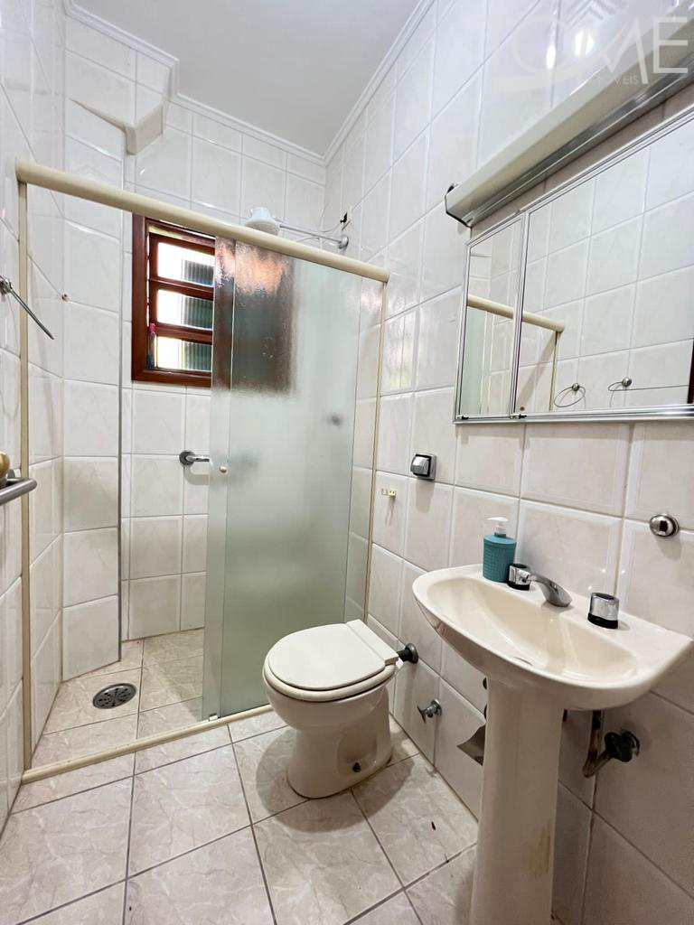 Casa de Condomínio à venda com 5 quartos, 270m² - Foto 8