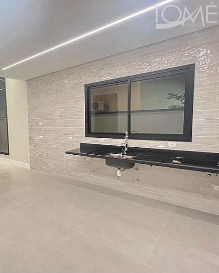 Casa de Condomínio à venda com 4 quartos, 258m² - Foto 5