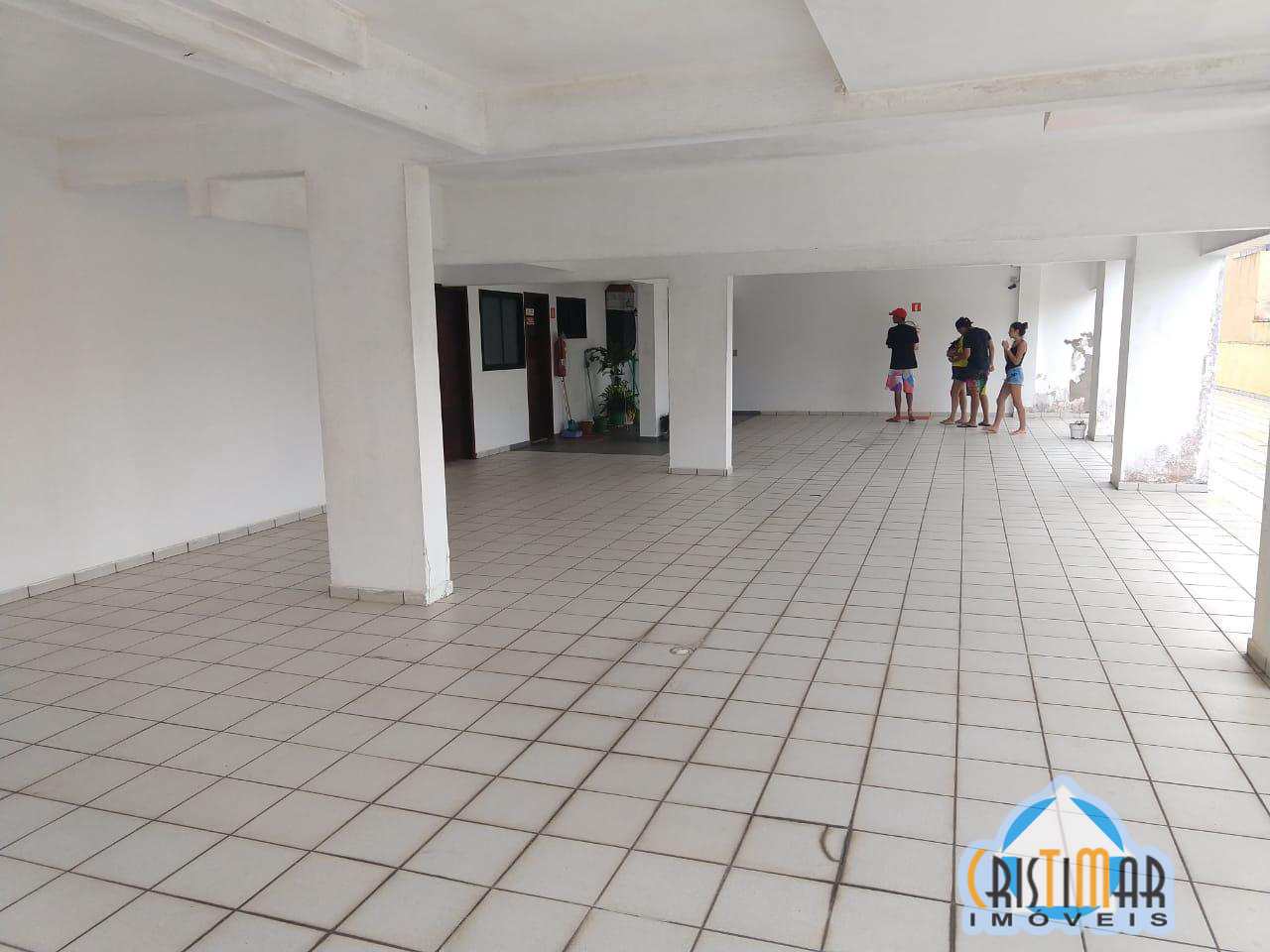 Apartamento para alugar com 1 quarto, 65m² - Foto 15