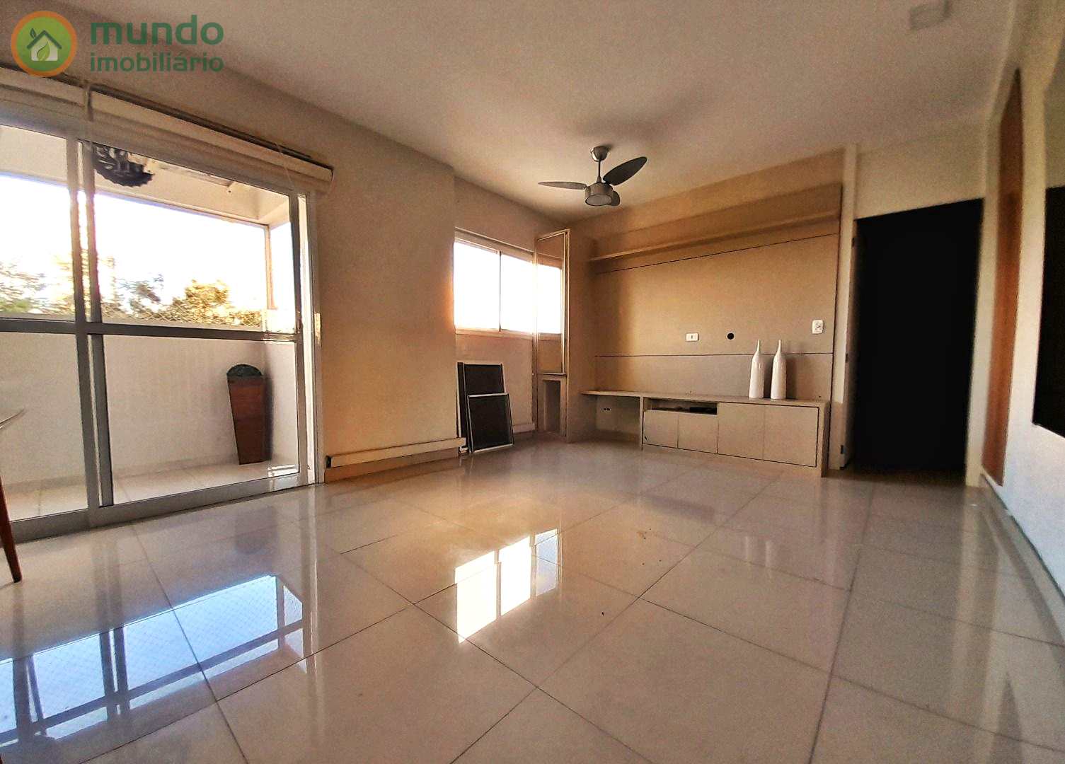 Apartamento à venda com 3 quartos, 94m² - Foto 2