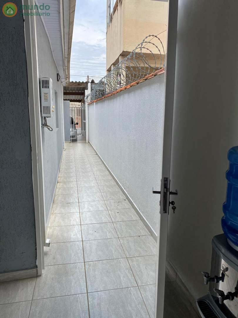 Casa à venda com 3 quartos, 84m² - Foto 10