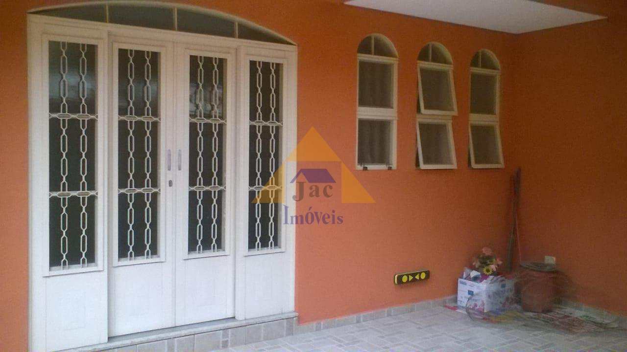 Sobrado com 3 dorms, Vila Pires, Santo André - R$ 690 mil 