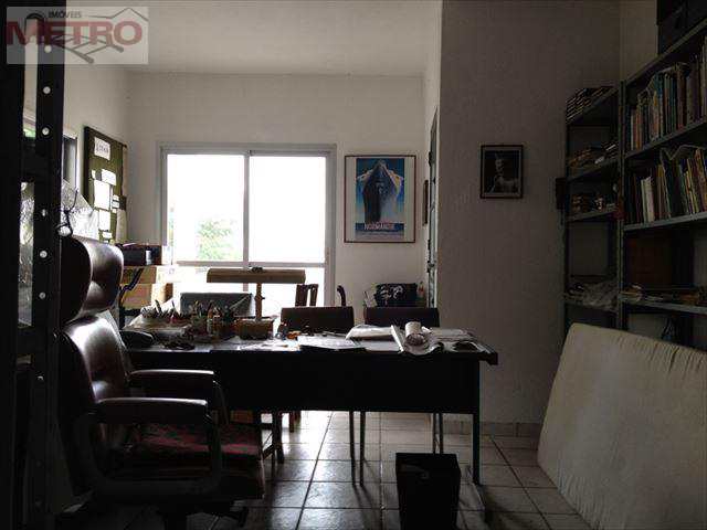 Casa à venda com 3 quartos, 480m² - Foto 24