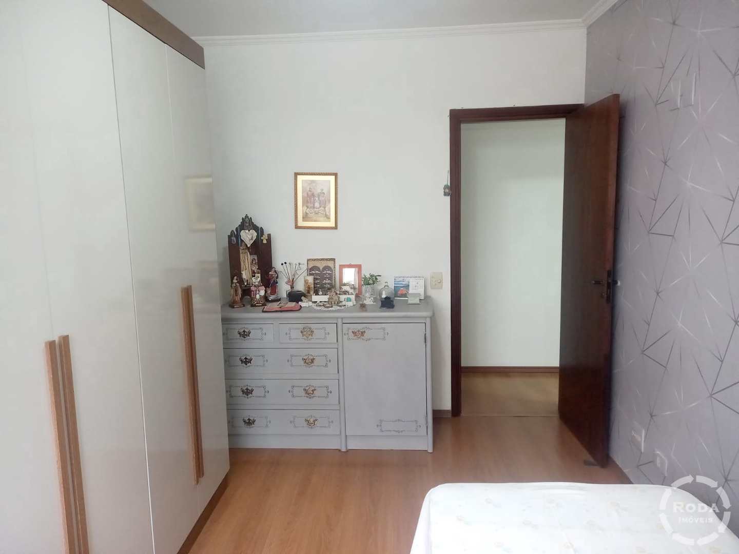 Apartamento à venda com 2 quartos, 85m² - Foto 4