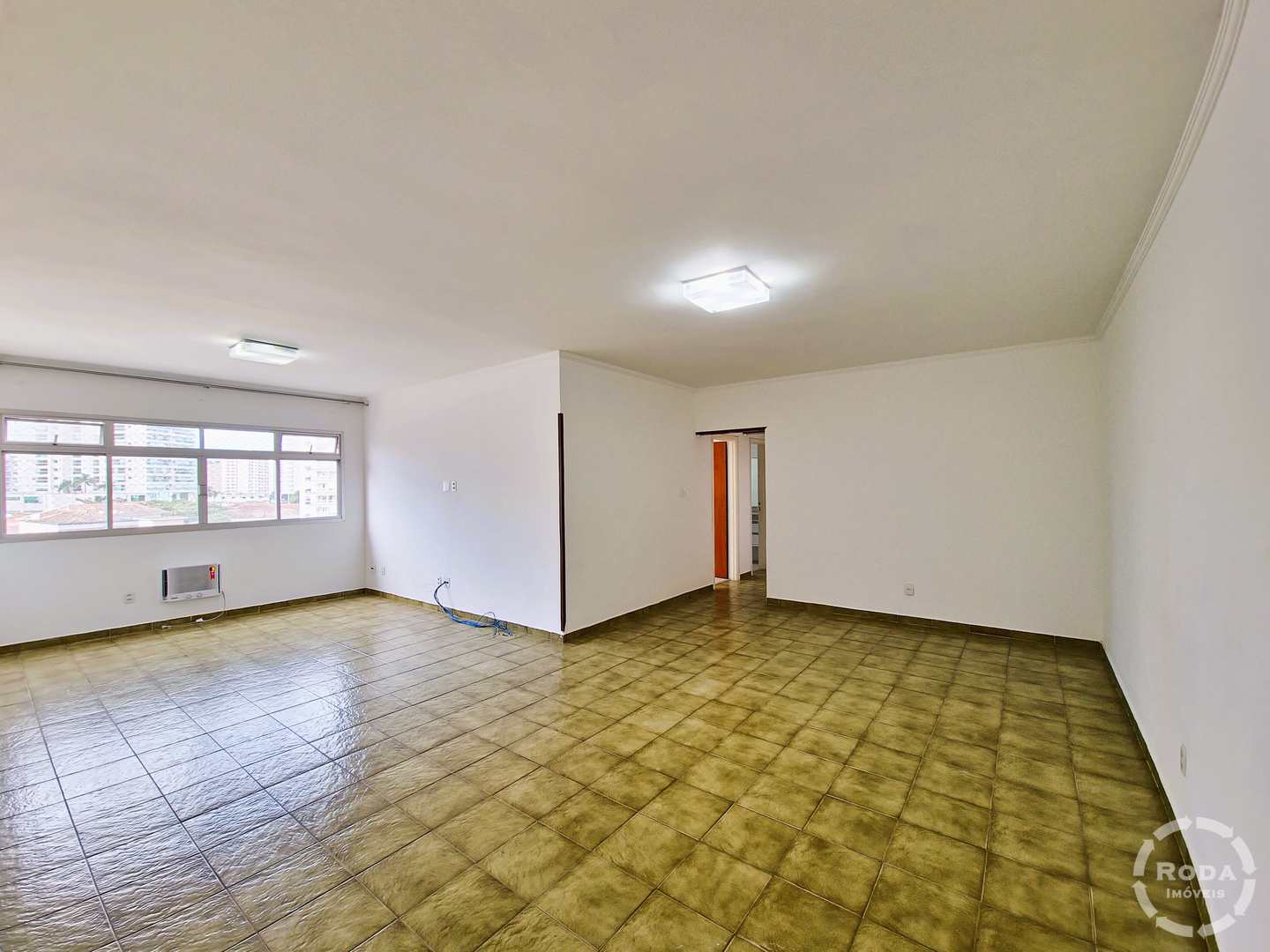 Apartamento à venda com 3 quartos, 160m² - Foto 3