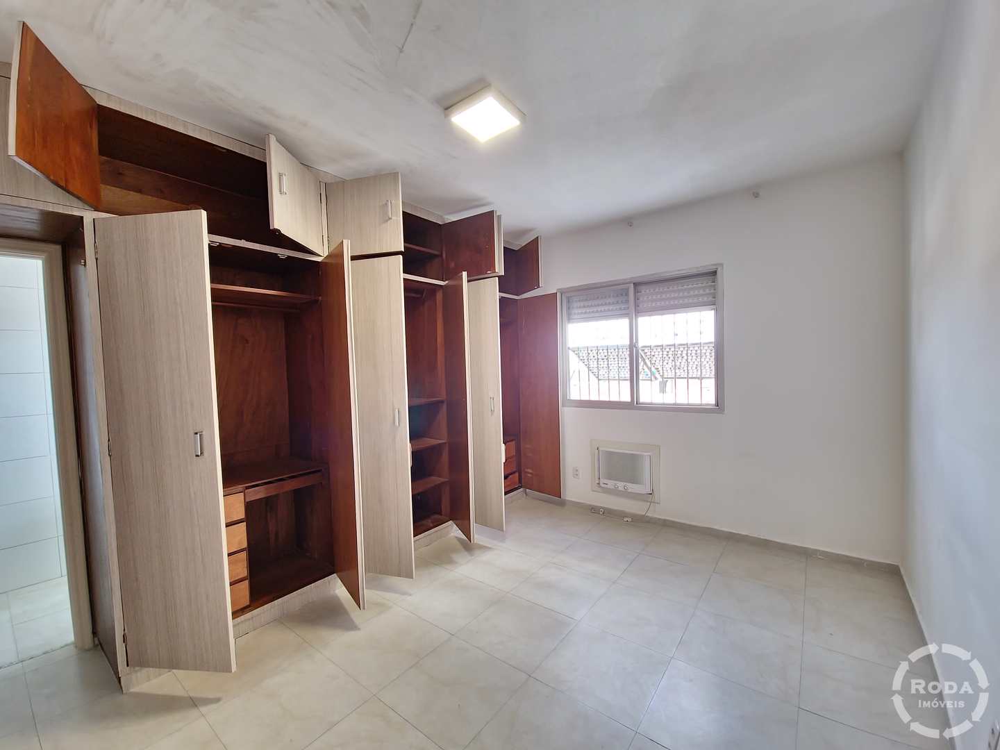 Apartamento à venda com 3 quartos, 160m² - Foto 10