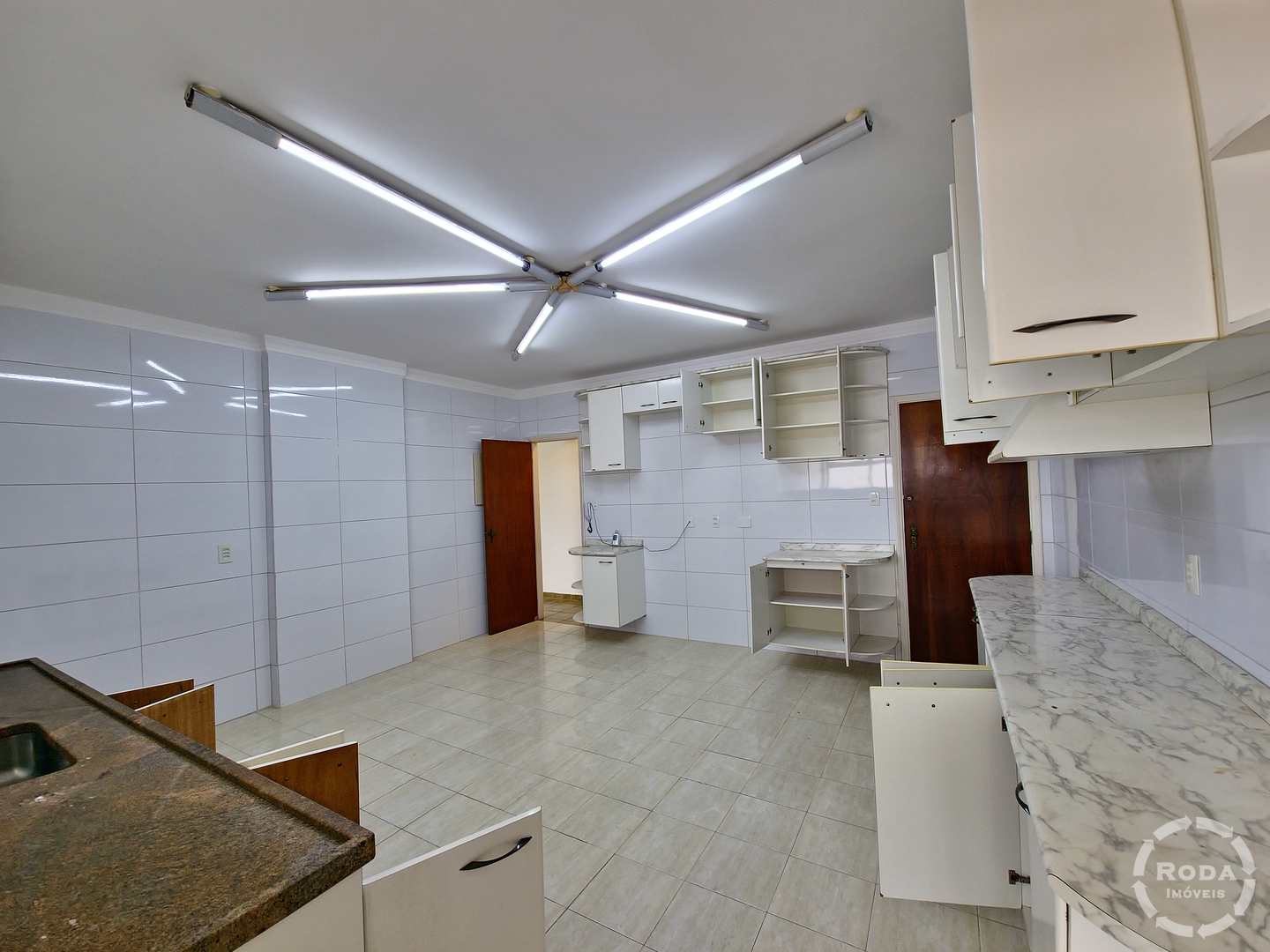 Apartamento à venda com 3 quartos, 160m² - Foto 16