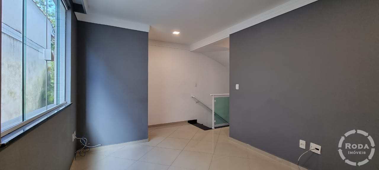 Sobrado à venda com 3 quartos, 100m² - Foto 2