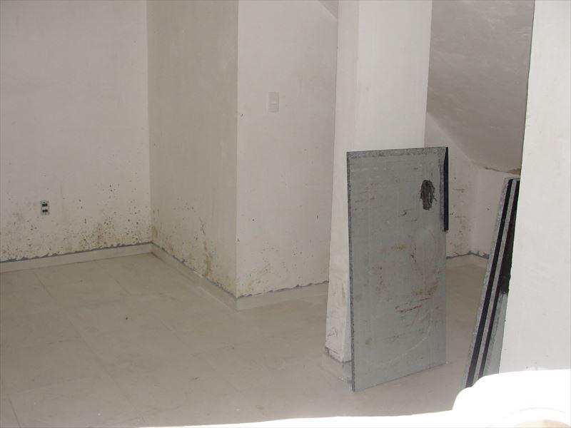 Sobrado à venda com 3 quartos, 100m² - Foto 14